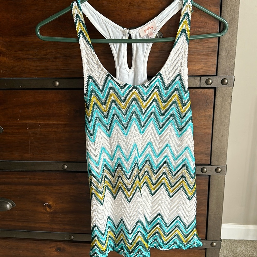 Dressy zigzag stripe tank